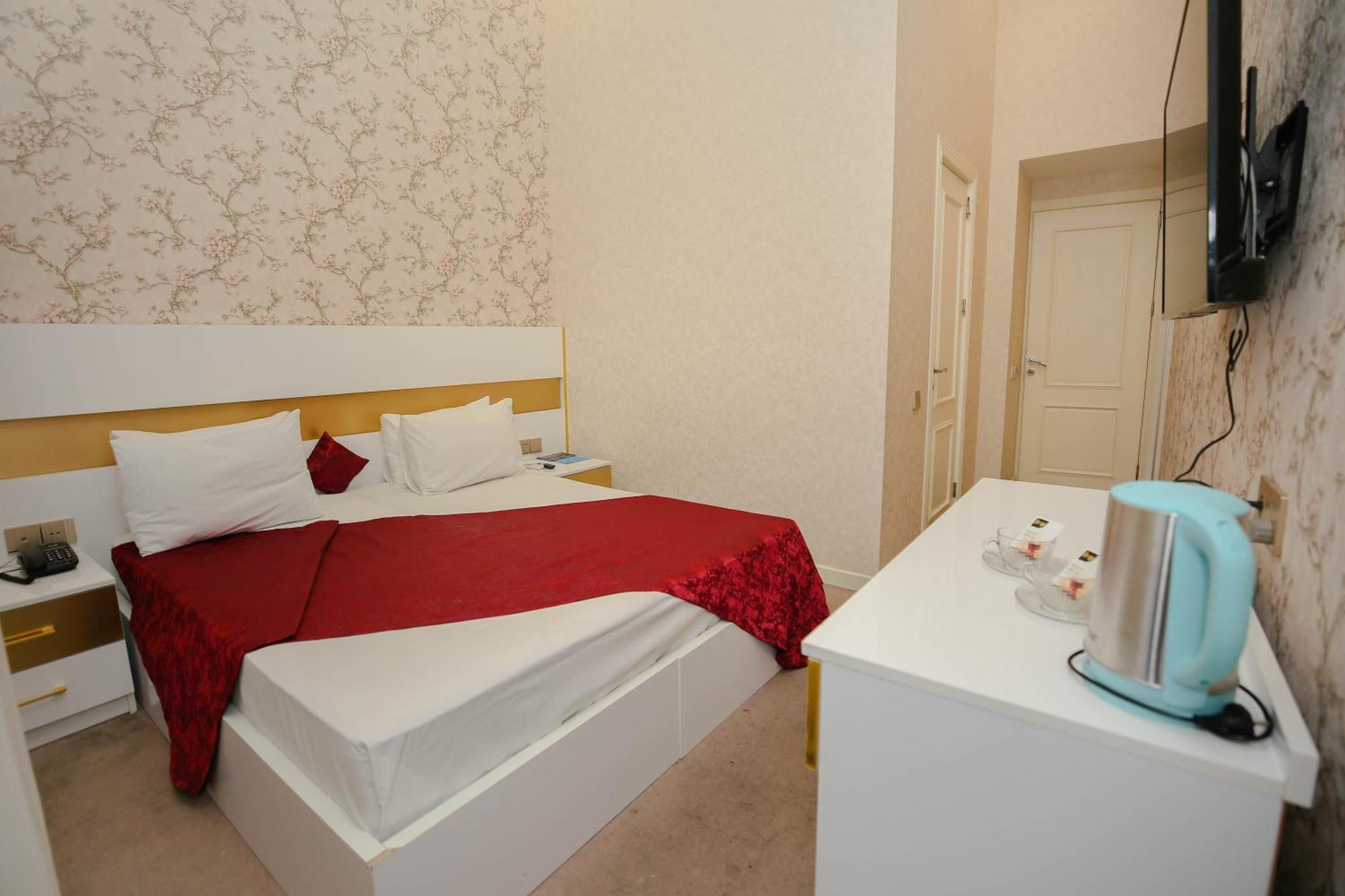 Dionis Coffee Shop Hotel バクー エクステリア 写真